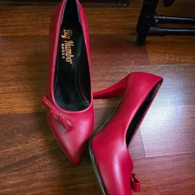 туфли 39-40р новые