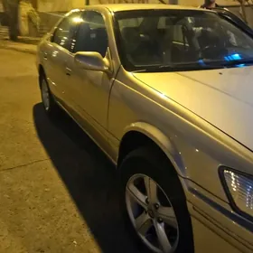 Toyota Camry 1999