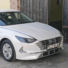 Hyundai Sonata Hybrid 2020