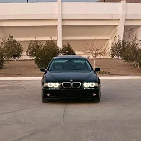 BMW E39 2002
