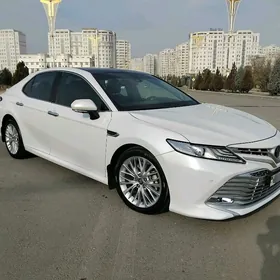 Toyota Camry 2018