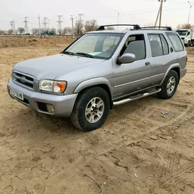 Nissan Pathfinder 2001