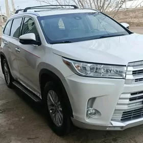 Toyota Highlander 2018