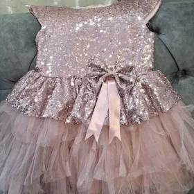 платье для девочек 4-5лет