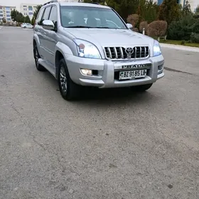 Toyota Land Cruiser Prado 2005