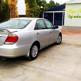 Toyota Camry 2005