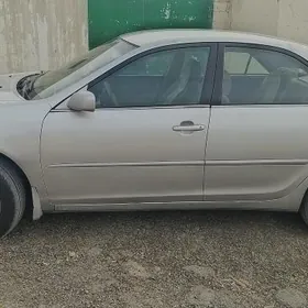 Toyota Camry 2005