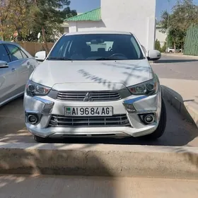 Mitsubishi Outlander Sport 2017