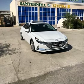 Hyundai Elantra 2021