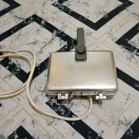 Вафельница