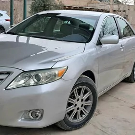 Toyota Camry 2010
