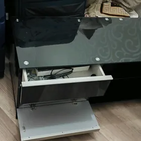 подставка под телевизор