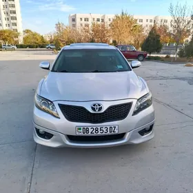 Toyota Camry 2011