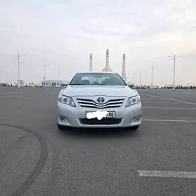 Toyota Camry 2010