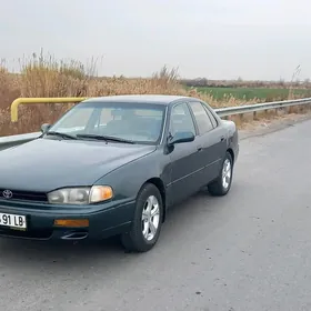 Toyota Camry 1993