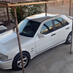 Mercedes-Benz C-Class 1998