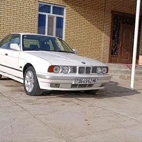 BMW 525 1990