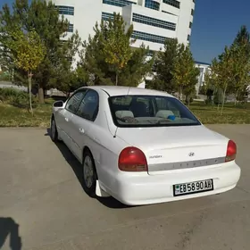 Hyundai Sonata 1999