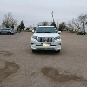 Toyota Land Cruiser Prado 2012