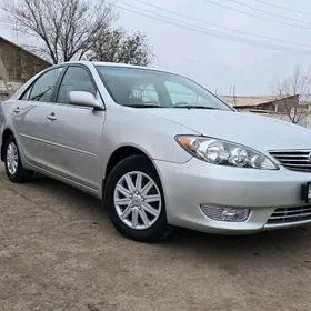 Toyota Camry 2005