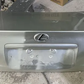 крышка багажа