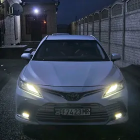 Toyota Camry 2022
