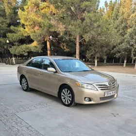Toyota Camry 2011