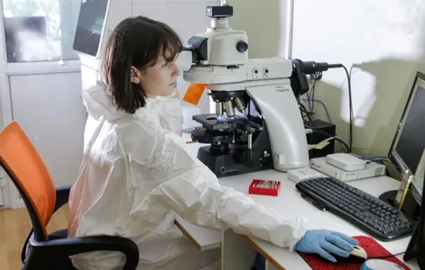 Russiýanyň Gamaleýa merkezi rak keseline garşy mRNK-sanjymynyň ilkinji synag tapgyryny çykardy