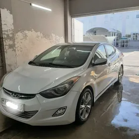 Hyundai Elantra 2011