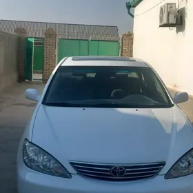Toyota Camry 2005