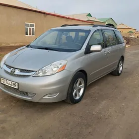Toyota Sienna 2006