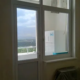 дверь- окно комплект