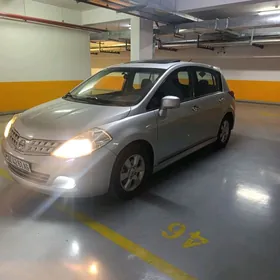 Nissan Versa 2010