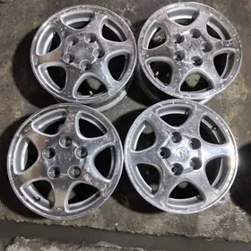 WISTA CAMRY RADNOY 14 LIK