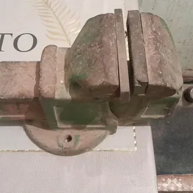 СЛЕСАРНЫЕ ТЕСКИ