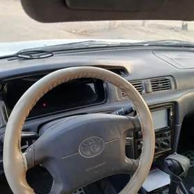 Toyota Camry 2000