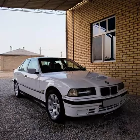 BMW 320 1993