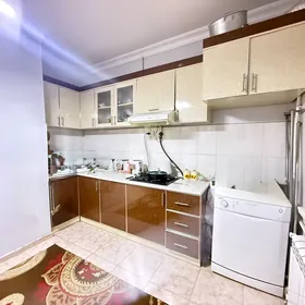 2 kom 1 etaj mir 7/1