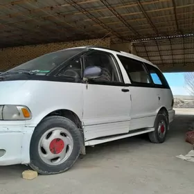 Toyota Previa 1991
