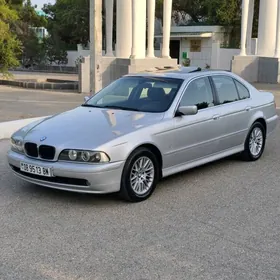 BMW E39 2003