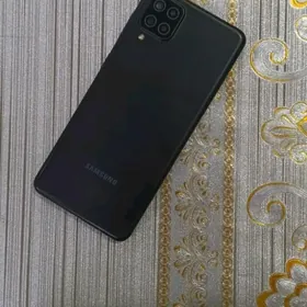 Samsung A12