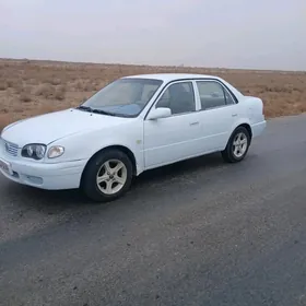 Toyota Corolla 2000