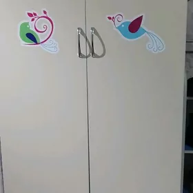 çagalar üçin şkaf