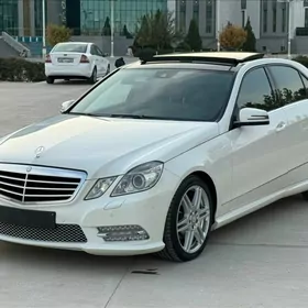 Mercedes-Benz E300 2011