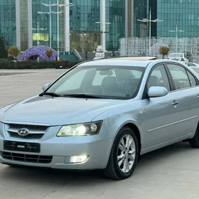 Hyundai Sonata 2004