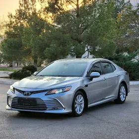 Toyota Camry 2022