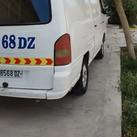 Mercedes-Benz Sprinter 2500 2003
