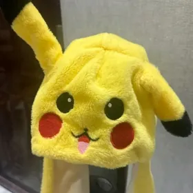 продаётся горящая шапка.