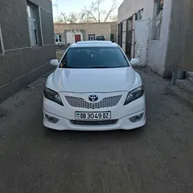 Toyota Camry 2011
