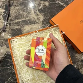 Duhi Atyr Hermes-Paris